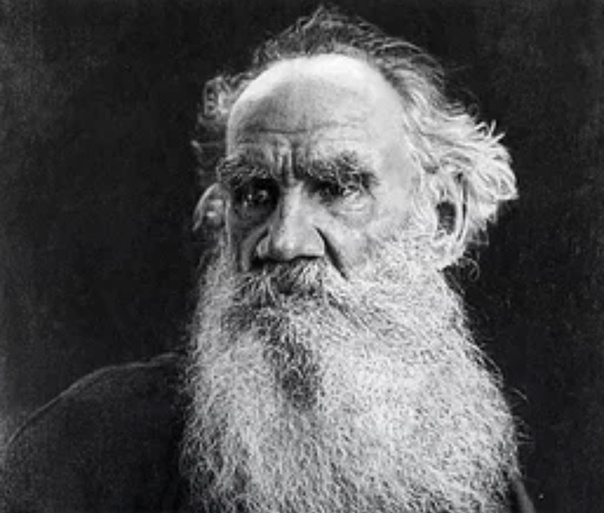 Писателю Льву Толстому исполнилось 195 лет со дня рождения.